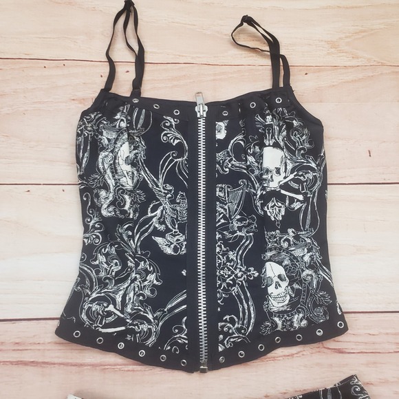 Sold‎ - Picture 3 of 13